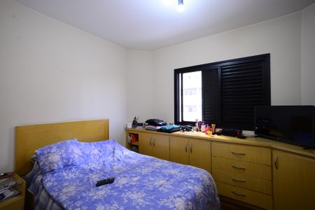 Apartamento à venda com 120m², 3 quartos e 2 vagasQuarto 2