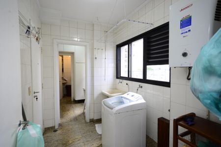 Apartamento à venda com 120m², 3 quartos e 2 vagasÁrea de Serviço