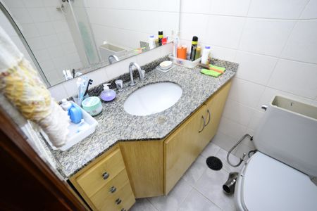 Apartamento à venda com 120m², 3 quartos e 2 vagasSuíte Banheiro