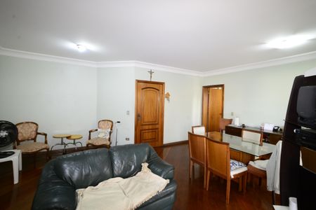 Apartamento à venda com 120m², 3 quartos e 2 vagasSala