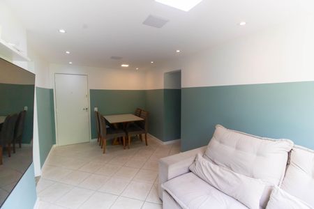 Sala de apartamento à venda com 2 quartos, 62m² em Ingá, Niterói