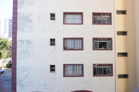 Vista da Sala de apartamento à venda com 2 quartos, 70m² em Chácara Agrindus, Taboão da Serra