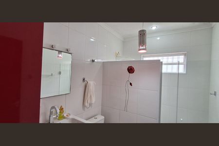 Casa à venda com 255m², 4 quartos e 4 vagas Casa à venda com 255m², 4 quartos e 4 vagasBanheiro Social