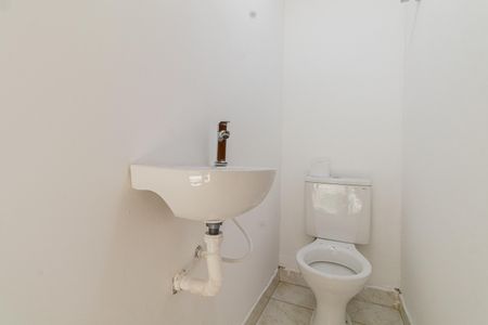 Lavabo de apartamento para alugar com 2 quartos, 70m² em Vila Ré, São Paulo