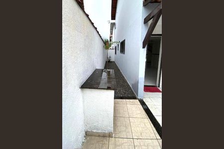 Casa à venda com 3 quartos, 174m² em Maravista, Niterói