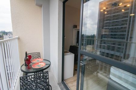 Varanda de kitnet/studio à venda com 1 quarto, 26m² em Santo Amaro, São Paulo
