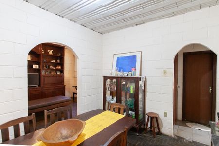 Casa à venda com 720m², 2 quartos e 10 vagasSala 3