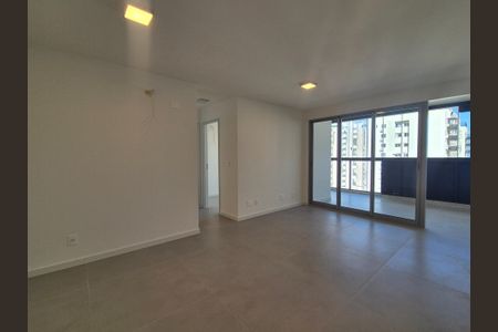 Apartamento à venda com 80m², 2 quartos e 1 vagaSala 