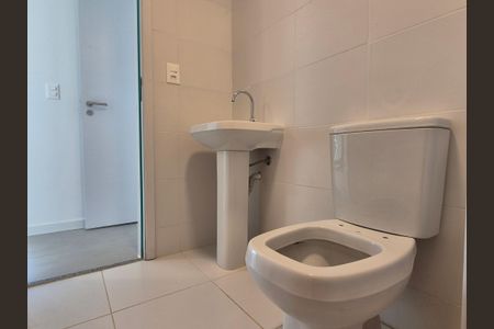 Apartamento à venda com 80m², 2 quartos e 1 vagaBanheiro da Suíte 