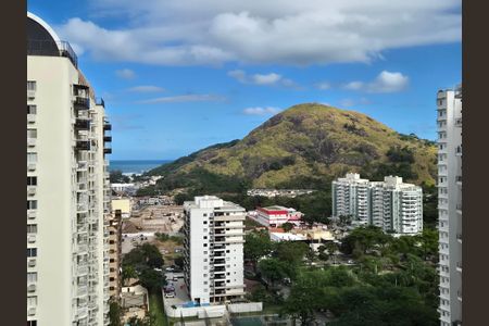 Apartamento à venda com 80m², 2 quartos e 1 vagaVista da varanda 