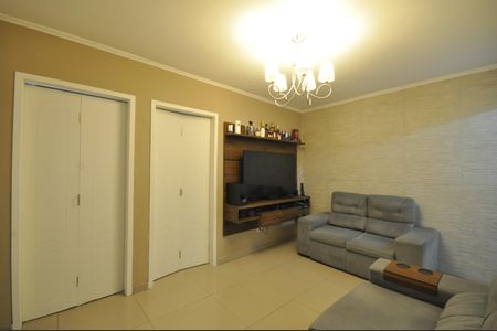 Sala de casa à venda com 3 quartos, 144m² em Vila Gustavo, São Paulo