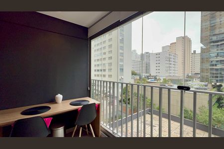 Studio à venda com 24m², 1 quarto e sem vagaVaranda