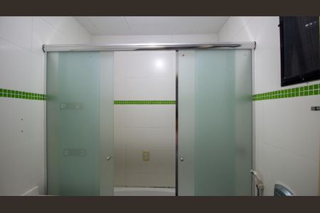 Apartamento para alugar com 185m², 5 quartos e 3 vagasBanheiro da Suíte 2