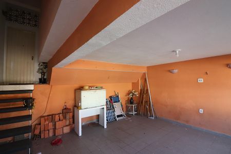 Casa à venda com 214m², 2 quartos e 2 vagasGaragem
