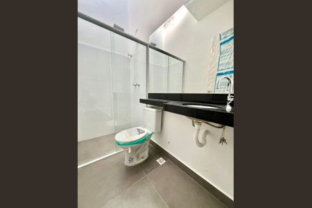 Casa à venda com 90m², 3 quartos e 2 vagas Casa à venda com 90m², 3 quartos e 2 vagasBanheiro Social