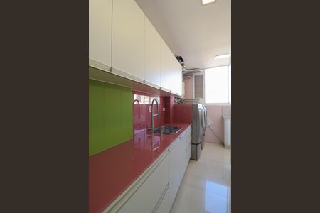 Apartamento para alugar com 349m², 3 quartos e 1 vagaÁrea de Serviço