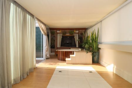 Apartamento para alugar com 349m², 3 quartos e 1 vagaVaranda da Suíte 3