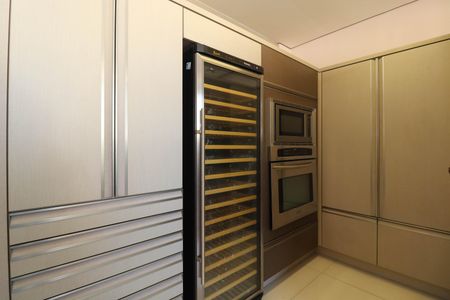 Apartamento para alugar com 349m², 3 quartos e 1 vagaCozinha