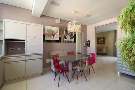 Apartamento para alugar com 349m², 3 quartos e 1 vagaCozinha