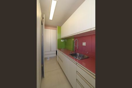 Apartamento para alugar com 349m², 3 quartos e 1 vagaÁrea de Serviço