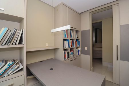 Apartamento para alugar com 349m², 3 quartos e 1 vagaEscritório