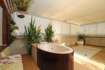 Apartamento para alugar com 349m², 3 quartos e 1 vagaVaranda da Suíte 3