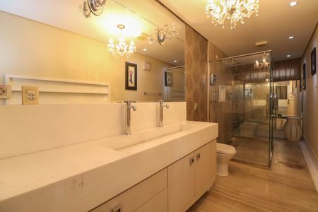 Apartamento para alugar com 349m², 3 quartos e 1 vagaBanheiro da Suíte 3