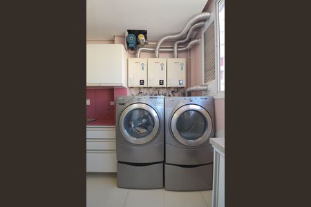 Apartamento para alugar com 349m², 3 quartos e 1 vagaÁrea de Serviço