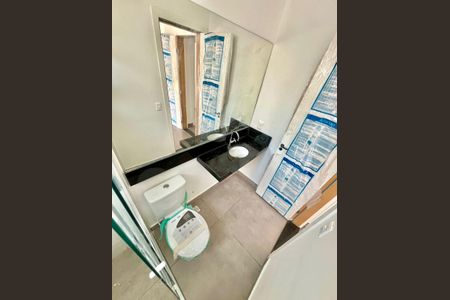 Casa à venda com 90m², 3 quartos e 2 vagas Casa à venda com 90m², 3 quartos e 2 vagasBanheiro da Suíte