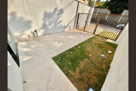 Casa à venda com 90m², 3 quartos e 2 vagas Casa à venda com 90m², 3 quartos e 2 vagasGaragem