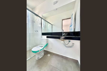 Casa à venda com 90m², 3 quartos e 2 vagas Casa à venda com 90m², 3 quartos e 2 vagasBanheiro da Suíte