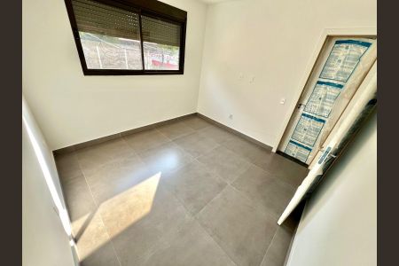 Casa à venda com 90m², 3 quartos e 2 vagas Casa à venda com 90m², 3 quartos e 2 vagas Suíte