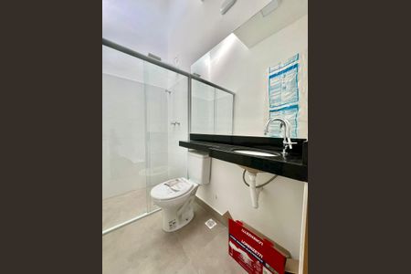 Casa à venda com 90m², 3 quartos e 2 vagas Casa à venda com 90m², 3 quartos e 2 vagasBanheiro Social