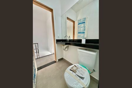 Casa à venda com 90m², 3 quartos e 2 vagas Casa à venda com 90m², 3 quartos e 2 vagasBanheiro Social