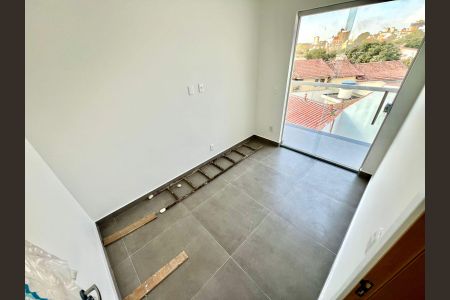 Casa à venda com 90m², 3 quartos e 2 vagas Casa à venda com 90m², 3 quartos e 2 vagasQuarto 2