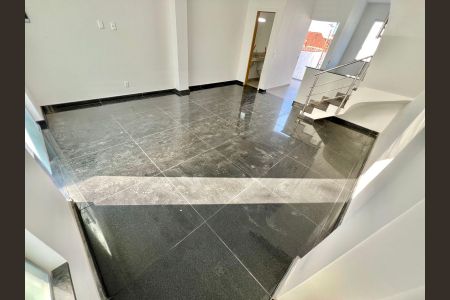 Sala de casa à venda com 3 quartos, 90m² em Santa Branca, Belo Horizonte