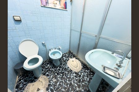 Casa à venda com 260m², 2 quartos e 1 vagaBanheiro