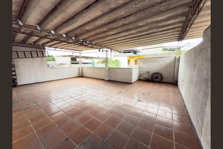 Casa à venda com 260m², 2 quartos e 1 vagaTerraço