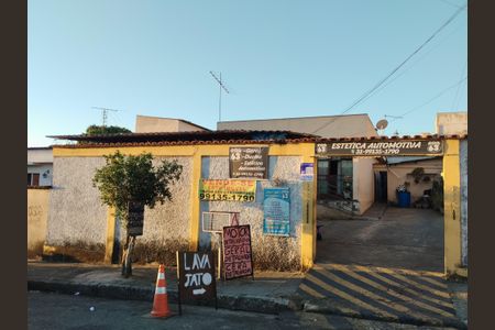 Casa à venda com 420m², 4 quartos e 7 vagasFachada