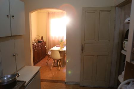 Casa à venda com 420m², 4 quartos e 7 vagasCozinha