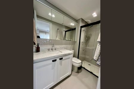 Apartamento à venda com 64m², 2 quartos e 1 vagaBanheiro da Suíte