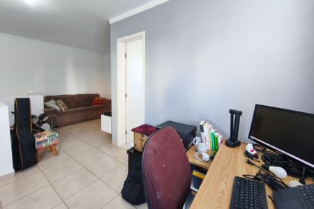 Apartamento à venda com 122m², 3 quartos e 1 vaga Apartamento à venda com 122m², 3 quartos e 1 vagaEscritório