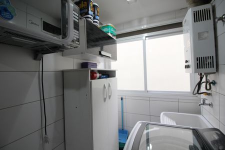 Apartamento à venda com 68m², 2 quartos e 1 vagaÁrea de Serviço