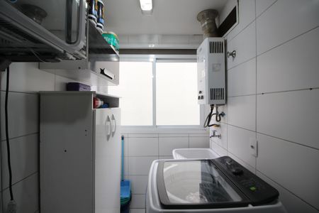 Apartamento à venda com 68m², 2 quartos e 1 vagaÁrea de Serviço