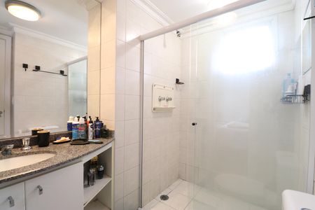 Apartamento à venda com 78m², 2 quartos e 1 vagaBanheiro da Suíte