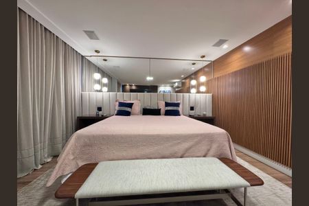 Casa à venda com 850m², 5 quartos e 6 vagasSuíte 1