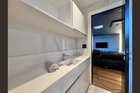 Casa à venda com 850m², 5 quartos e 6 vagasLavabo