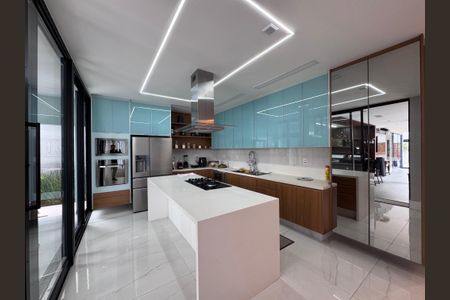 Casa à venda com 850m², 5 quartos e 6 vagasCozinha