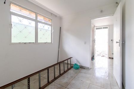 Casa para alugar com 300m², 8 quartos e 4 vagas Casa para alugar com 300m², 8 quartos e 4 vagasQuarto 1