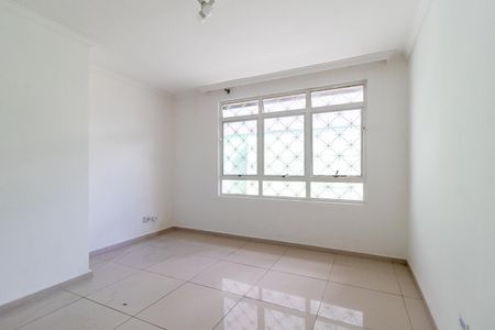 Casa para alugar com 300m², 8 quartos e 4 vagas Casa para alugar com 300m², 8 quartos e 4 vagasQuarto 4